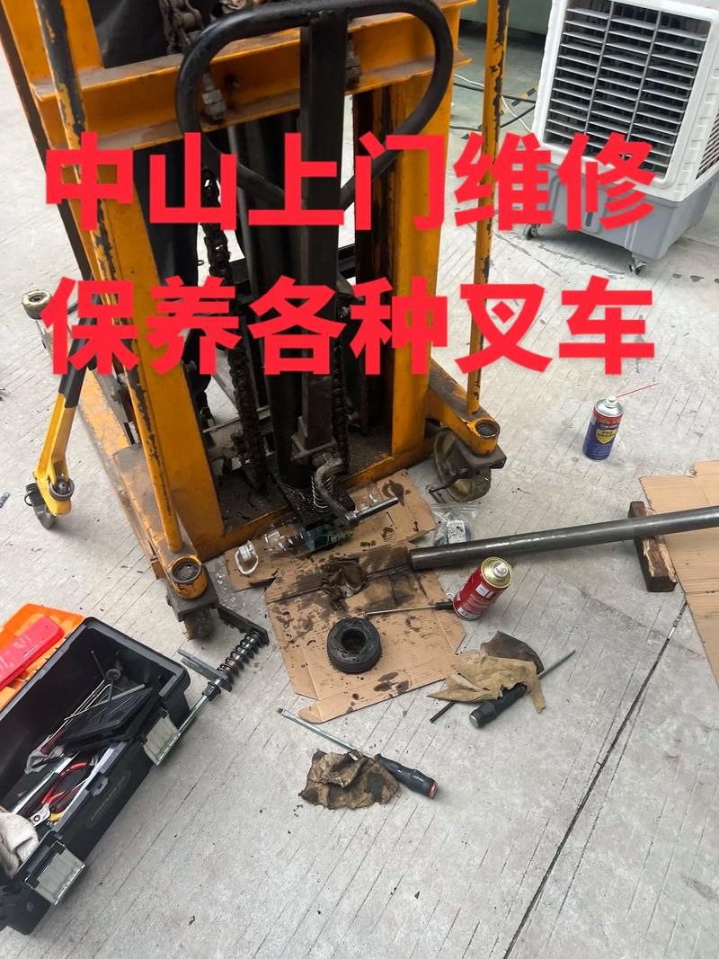 电动叉车租赁：企业物流的新选择